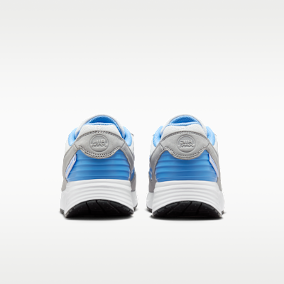 Nike College Air Max Verse (UNC) Men's Shoes