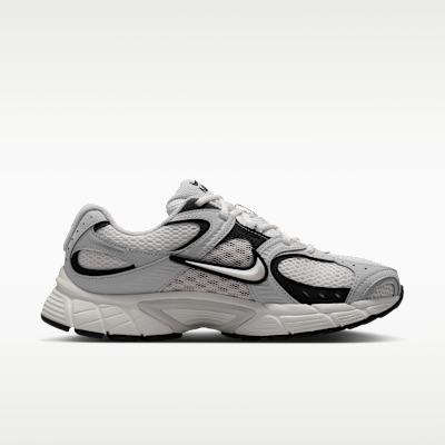 Nike V5 RNR Kadın Ayakkabısı görsel 3