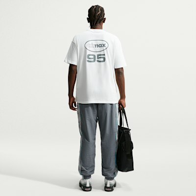 Nike Sportswear Erkek Tişörtü görsel 5