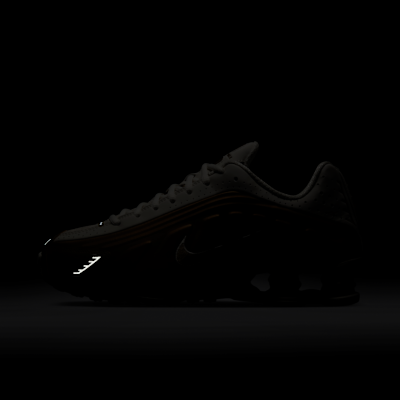 Nike Shox R4 Women's Shoes