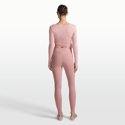 NikeSKIMS Matte Women's V-Panel Stirrup Leggings