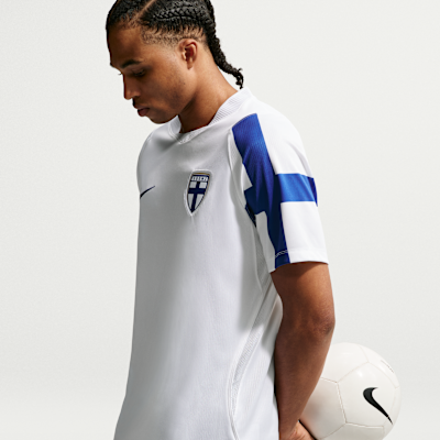 Nike Finlandiya 2026 Stadyum İç Saha Nike Dri-FIT Erkek Futbol Taraftar Forması görsel 2