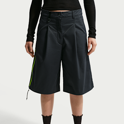 Nike Sportswear Airreverent Düşük Belli Kadın Şortu görsel 2