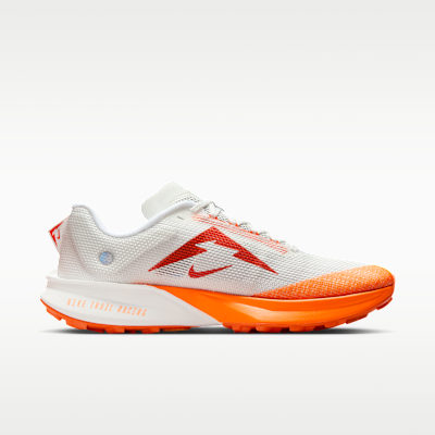 Trailové běžecké boty Nike Kiger 10