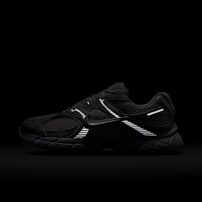 Nike V5 RNR Women's Shoes with Reflective Accents