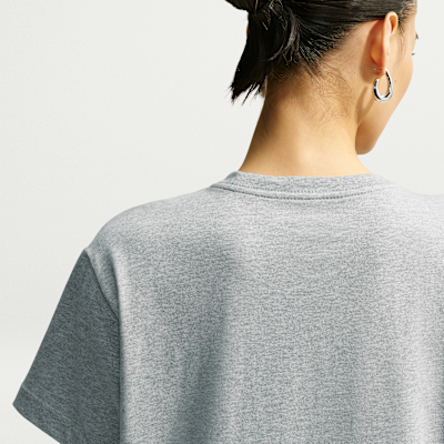 Nike Sportswear Classic Bol Kadın Tişörtü görsel 2
