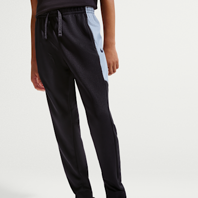 Chelsea F.C. SE Older Kids' Nike Football Woven Tracksuit