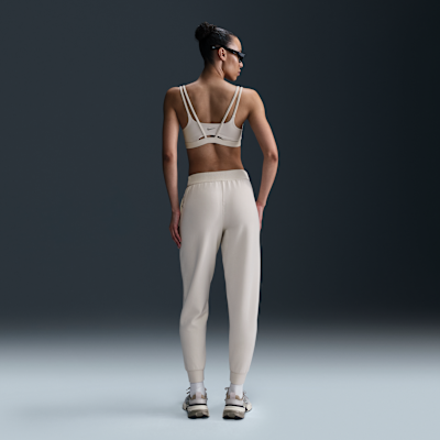Nike 24.7 ImpossiblySoft Dri-FIT Normal Belli Kadın Jogger'ı görsel 4