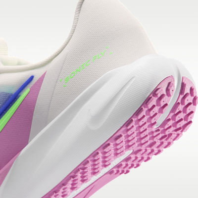 ナイキ ソニック フライ ジュニア ランニングシューズ