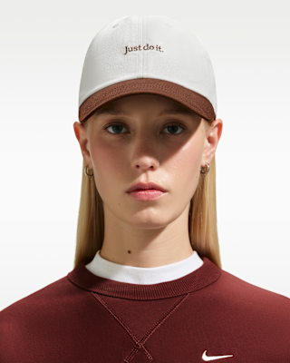 Женская кепка Nike Club Unstructured JDI Cap