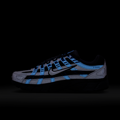 ナイキ P-6000 SE メンズシューズ リフレクティブ (再帰反射) デザインのアクセント付き