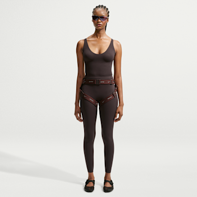 NikeSKIMS Studio Stretch Plunge Kadın Atleti görsel 4