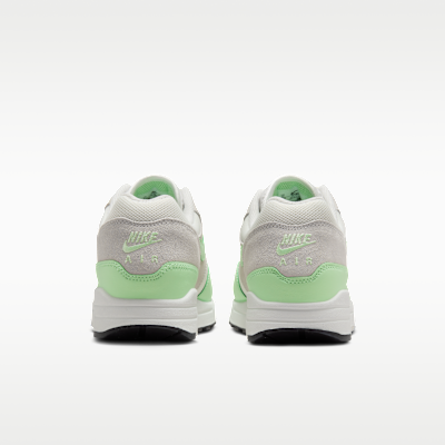 รองเท้าผู้ชาย Nike Air Max 1 Essential