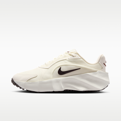 Nike Aura Edge Kadın Ayakkabısı