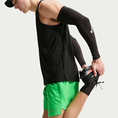 Nike Stride Dri-FIT 18 cm Slip Astarlı Erkek Koşu Şortu görsel 4