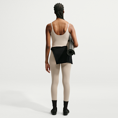 NikeSKIMS Studio Stretch Plunge Kadın Atleti görsel 5