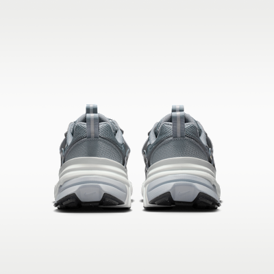 나이키 V2K 런 여성 신발