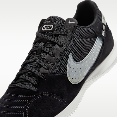 Nike Streetgato Low-Top Football Shoes
