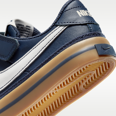 NikeCourt Legacy Younger Kids' Shoes