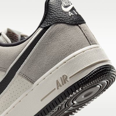 Nike Air Force 1 '07 LV8 Men's Shoes