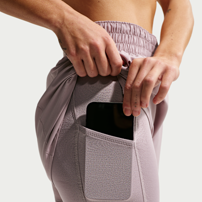 Nike One Dri-FIT Yüksek Belli 8 cm 2'si 1 Arada Kadın Şortu görsel 6
