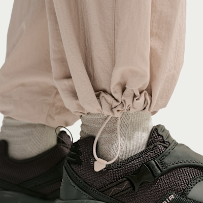 Nike ACG Dolomiti Kadın Eşofman Altı görsel 6