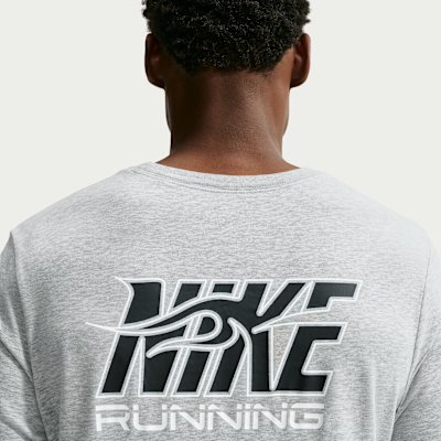 Nike Dri-FIT Erkek Koşu Tişörtü görsel 2
