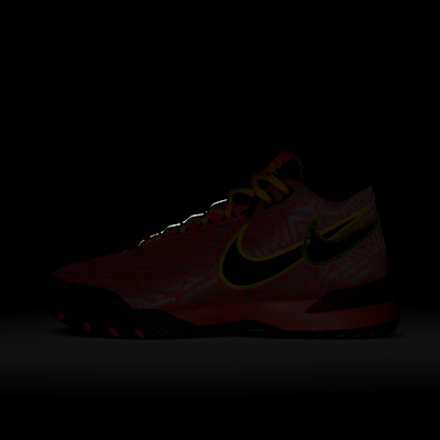 レブロン NXXT ジーニサス EP バスケットボールシューズ