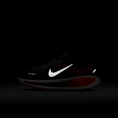 Tenis de correr en pavimento para niños grandes Nike Vomero 18