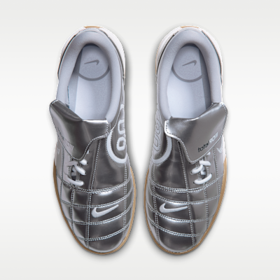 Кроссовки женские Nike Total 90, Chrome