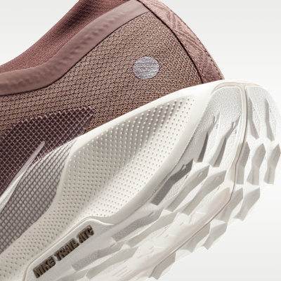 Nike Pegasus Trail 5 GORE-TEX SP Men's Waterproof Trail-Running Shoes