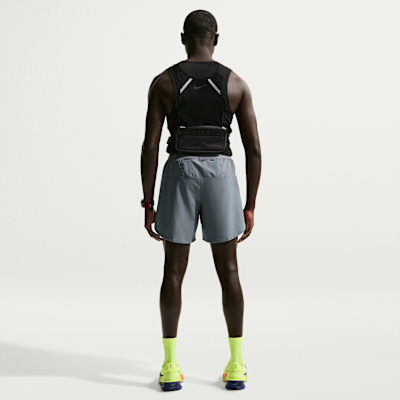 Nike Stride Dri-FIT 18 cm 2'si 1 Arada Erkek Koşu Şortu görsel 5