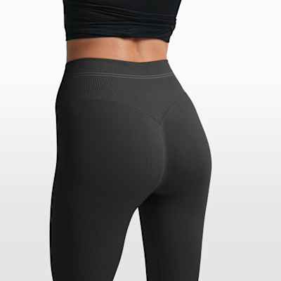 NikeSKIMS Ribbed Seamless Women's 86.5cm (approx.) Straight Leggings
