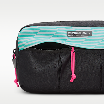 กระเป๋ารองเท้าฟุตบอล Nike Academy