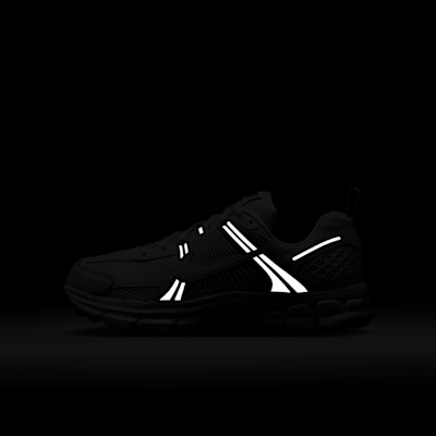 Nike Vomero 5 大童反光裝飾鞋款