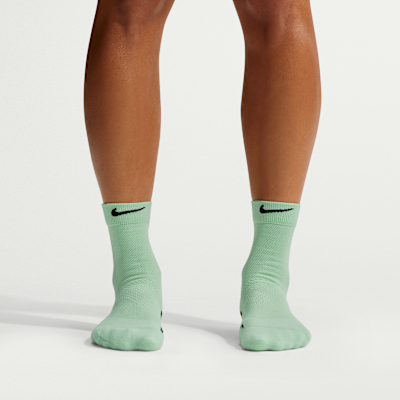 Nike Run Midweight Crew Koşu Çorapları (1 Çift) görsel 2