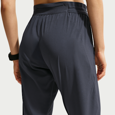 Nike Swift Dri-FIT Normal Belli Kadın Koşu Eşofman Altı görsel 3