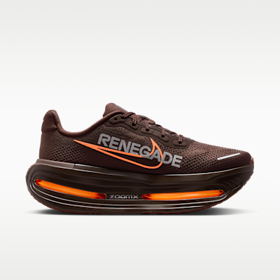 Nike Vomero Premium x Renegade Erkek Yol Koşu Ayakkabısı görsel 3