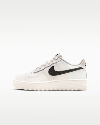 Детские кроссовки Nike Air Force 1 Essential+ Big Kids'