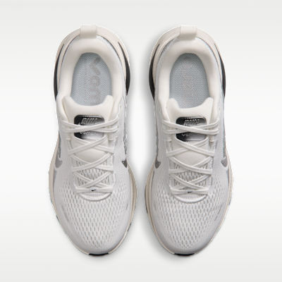 Nike Vomero 18 Kadın Yol Koşu Ayakkabısı görsel 4