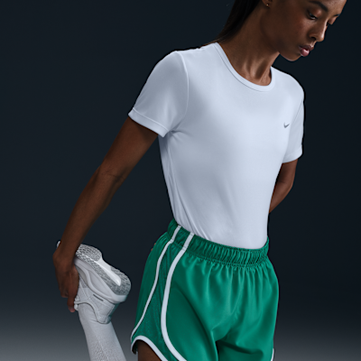 Nike Tempo Dri-FIT Kısa Kollu Kadın Koşu Üstü görsel 3