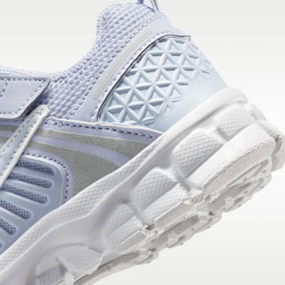 Nike Vomero 5 Younger Kids' Shoes with Reflective Design Accents