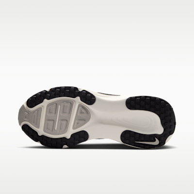 Nike Vomero 18 Women's Road Running Shoes (Extra Wide)