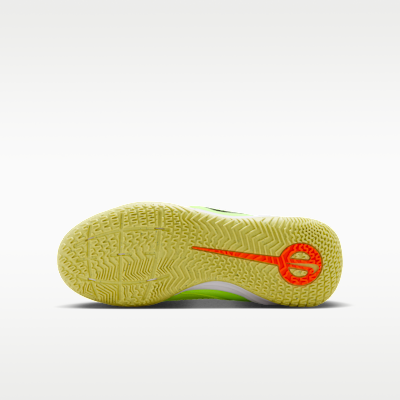 Nike Jr. Tiempo Legend 10 Academy Little/Big Kids' Indoor/Court Low-Top Soccer Shoes