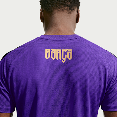 Nike FC Barcelona Strike Deplasman Kobe Dri-FIT Erkek Futbol Kısa Kollu Üst görsel 2