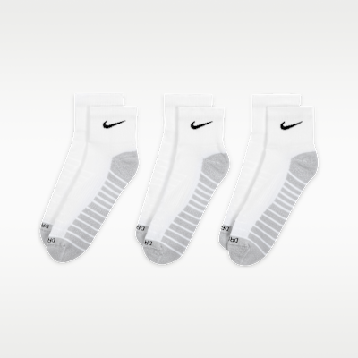 Nike Everyday Max Cushioned Training Ankle Socks (3 Pairs)