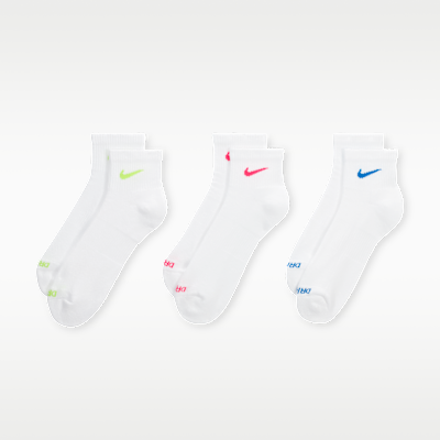 Nike Everyday Plus Cushioned Training Ankle Socks (3 Pairs)