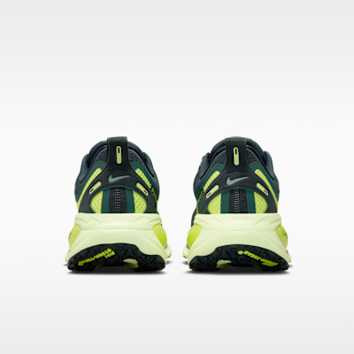 Nike Vomero 18 GORE-TEX Women's Waterproof Road Running Shoes with Reflective Accents