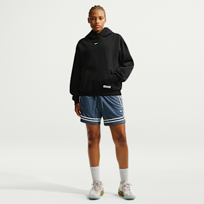 Nike Therma-FIT Basketbol Performans Kapüşonlu Kadın Üstü görsel 4