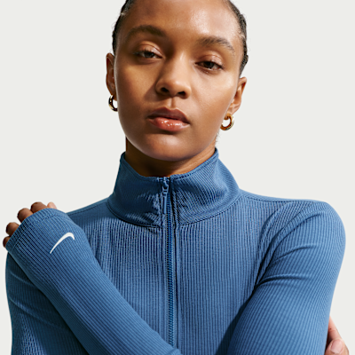 Nike Sportswear Chill Knit Sıkı Kesimli Çeyrek Fermuarlı Uzun Kollu Fitilli Kadın Üstü görsel 3